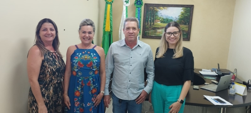 Paulo Chagas se reuniu com membros da  Assistencia Social de Sete Quedas. 